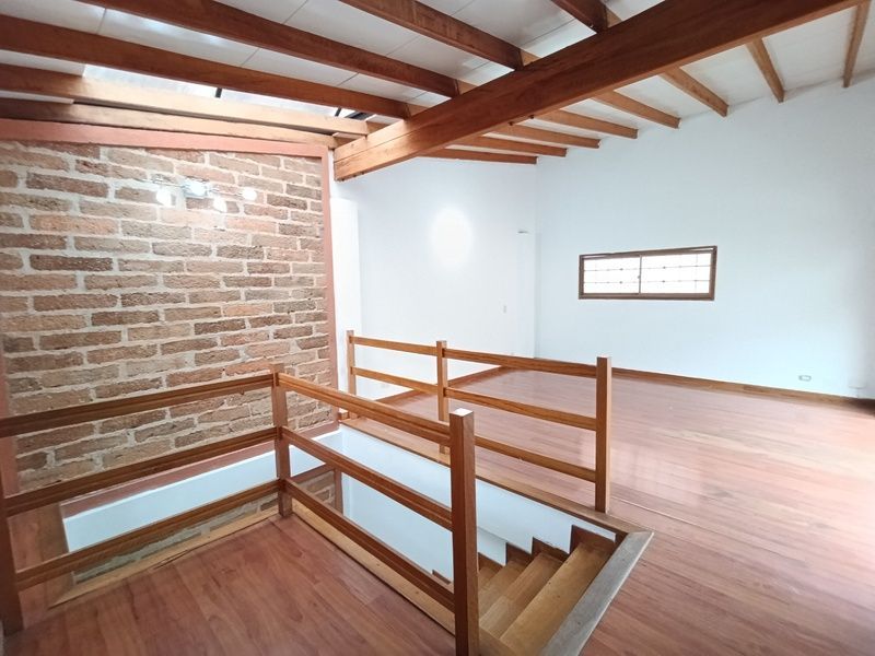 Casa en arriendo ubicada en Sabaneta, sector Aves María - 8
