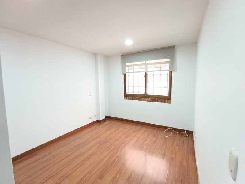 Casa en arriendo ubicada en Sabaneta, sector Aves María - 14