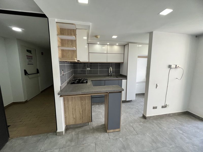 Apartamento en arriendo ubicado en Sabaneta, sector La Doctora - 2