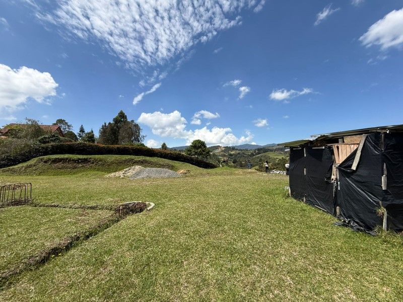Lote en venta ubicado en El Retiro, sector El Pantanillo - 2