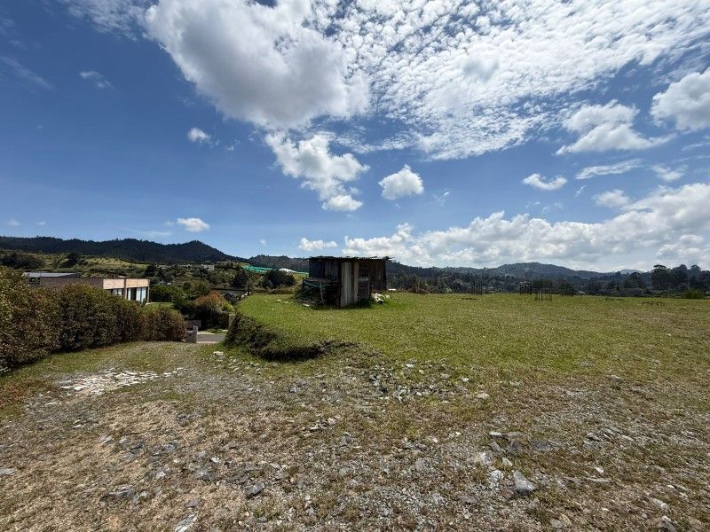 Lote en venta ubicado en El Retiro, sector El Pantanillo - 5
