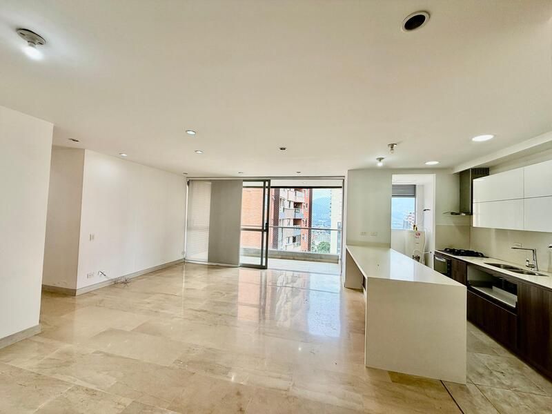 Apartamento en arriendo ubicado en Medellín, sector Lalinde - 2