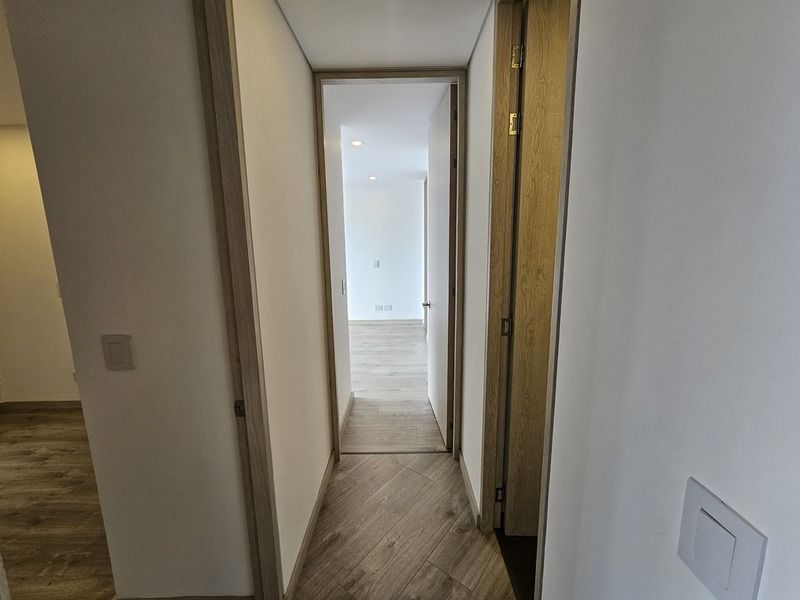 Apartamento en arriendo ubicado en Medellín, sector Altos del Poblado - 4