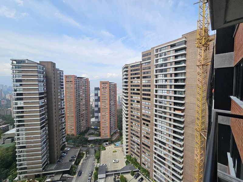 Apartamento en arriendo ubicado en Medellín, sector Altos del Poblado - 14