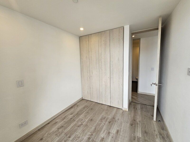Apartamento en arriendo ubicado en Medellín, sector Altos del Poblado - 5