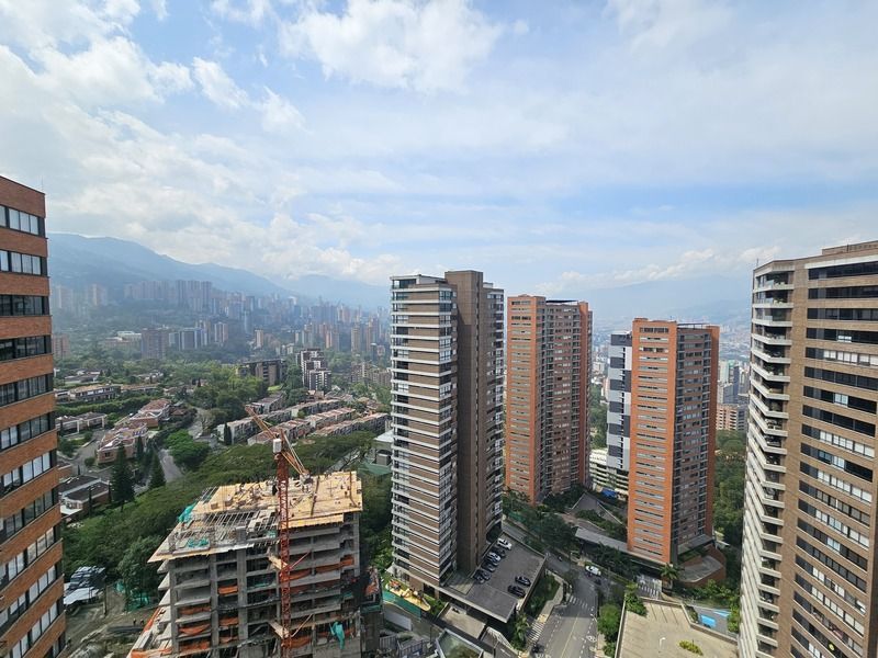 Apartamento en arriendo ubicado en Medellín, sector Altos del Poblado - 12