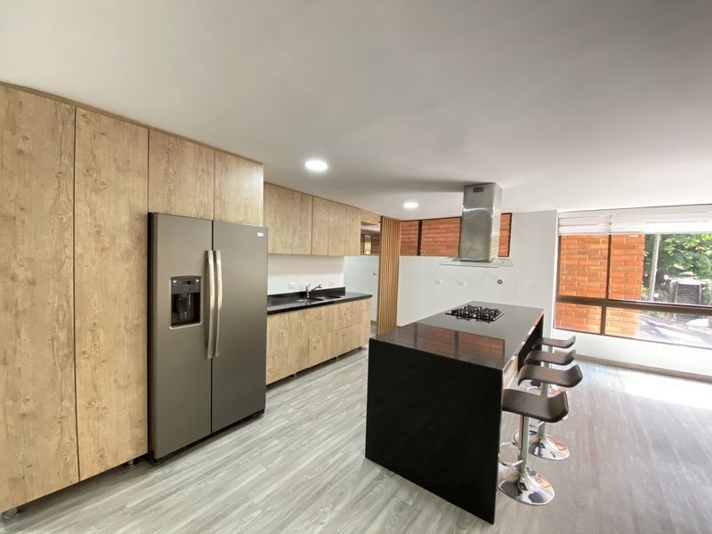 APARTAMENTO EN ARRIENDO UBICADO EN EL POBLADO SECTOR LOMA DE LOS GONZALEZ - 5