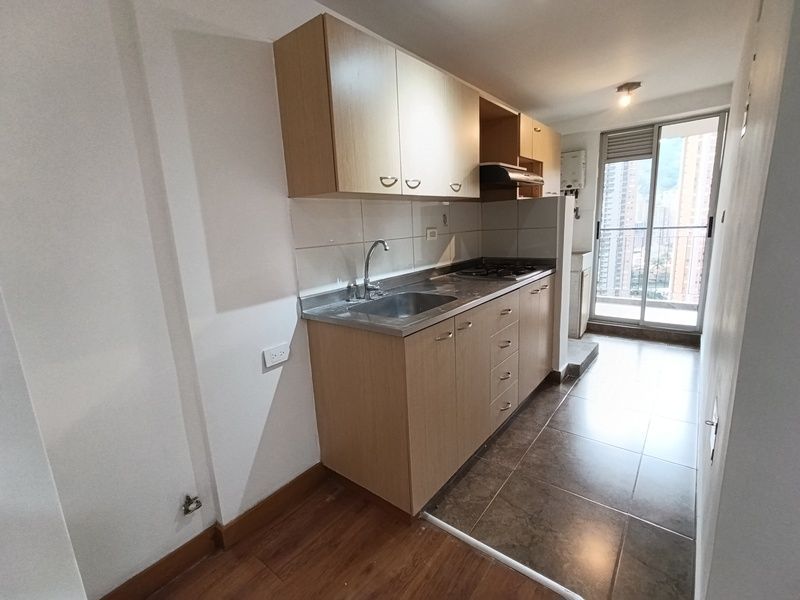 Apartamento en arriendo ubicado en Sabaneta, sector Cañaveralejo - 4
