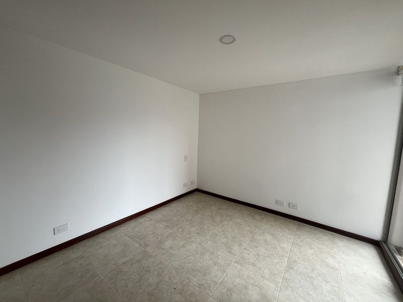 Apartamento en arriendo ubicado en Medellín, sector Los Balsos - 10