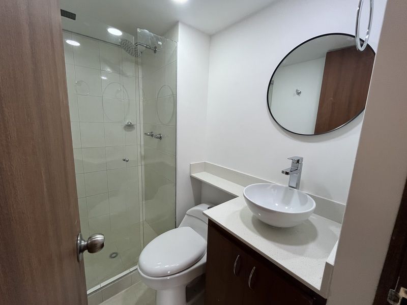 Apartamento en arriendo ubicado en Medellín, sector Los Balsos - 13