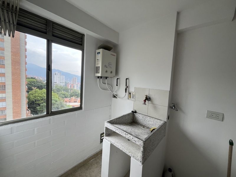 Apartamento en arriendo ubicado en Medellín, sector Los Balsos - 15