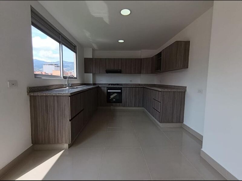 Apartamento en arriendo ubicado en Medellín, sector Castellana - 5