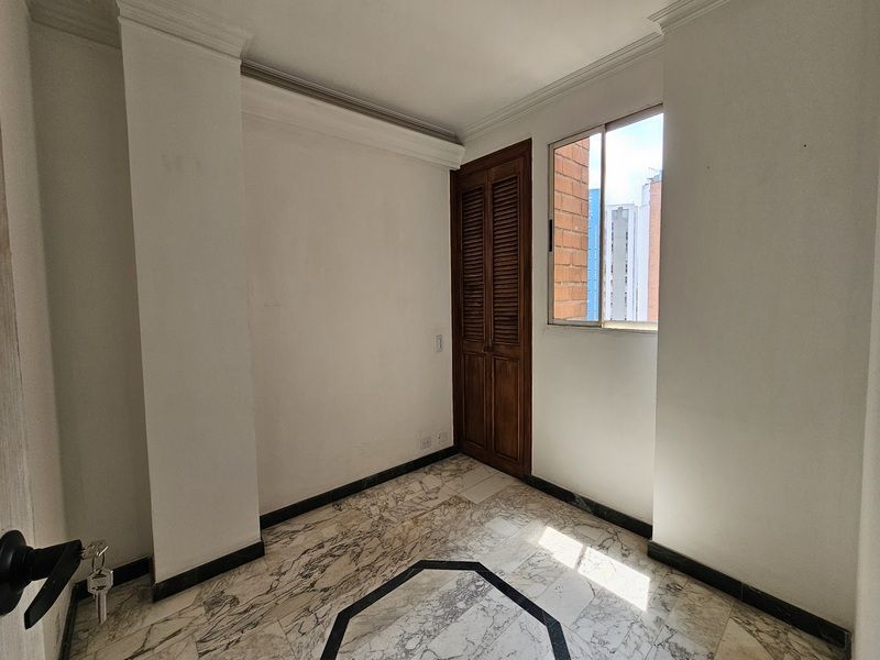 Apartamento en arriendo ubicado en Medellín, sector Laureles - 5