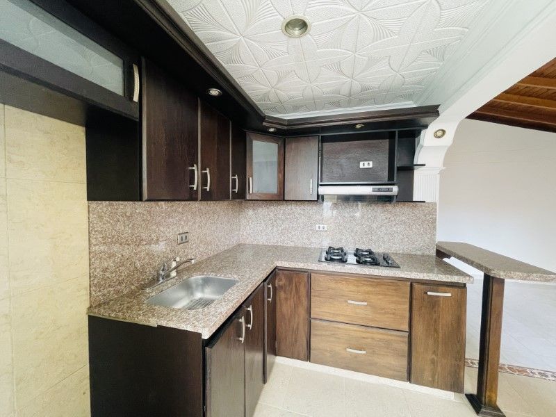 Casa en venta ubicada en Itagüí, sector Suramérica - 6