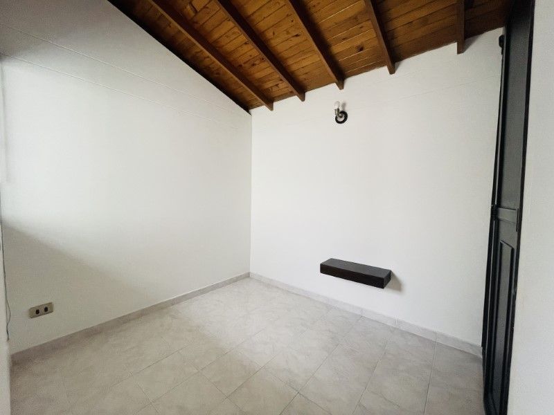 Casa en venta ubicada en Itagüí, sector Suramérica - 10