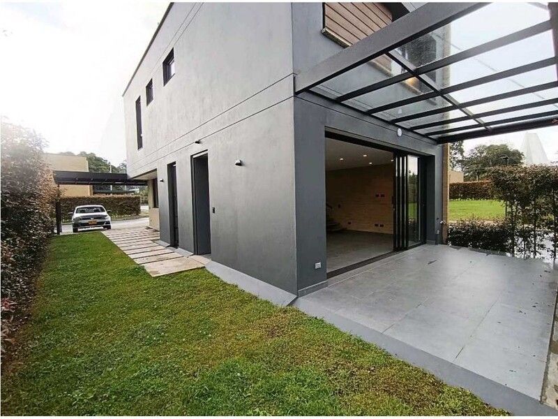 Casa en arriendo ubicada en Rionegro, sector El Tablazo - 19