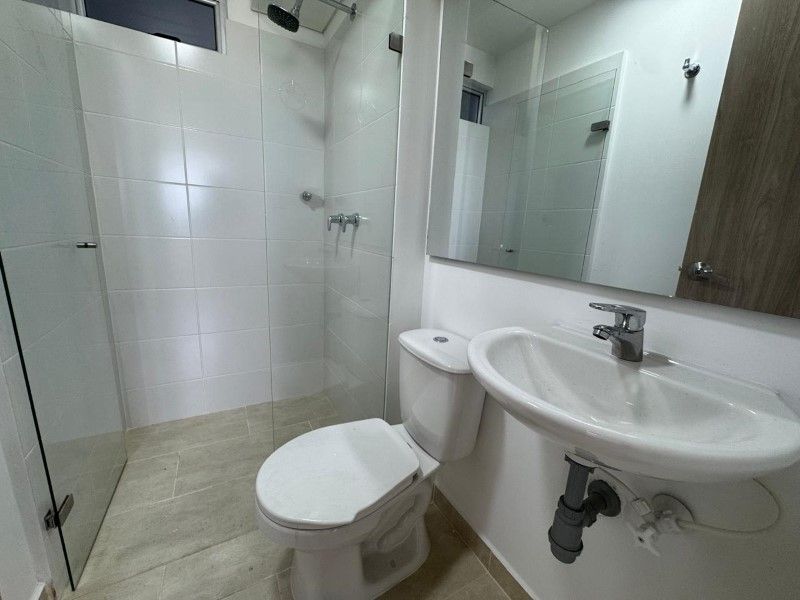 Apartamento en venta ubicado en Medellín, sector Altos de Calasanz - 9