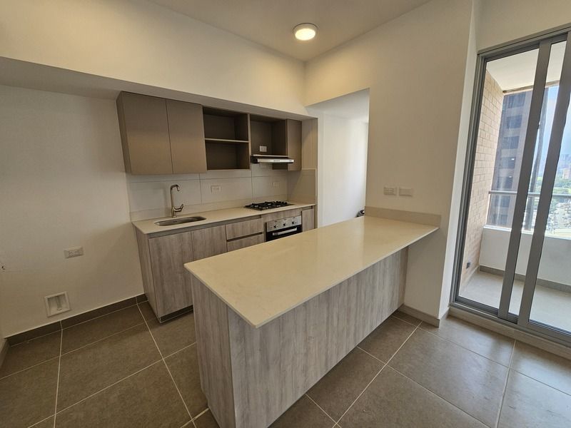 Apartamento en venta ubicado en Medellín, sector Ciudad del Río - 3