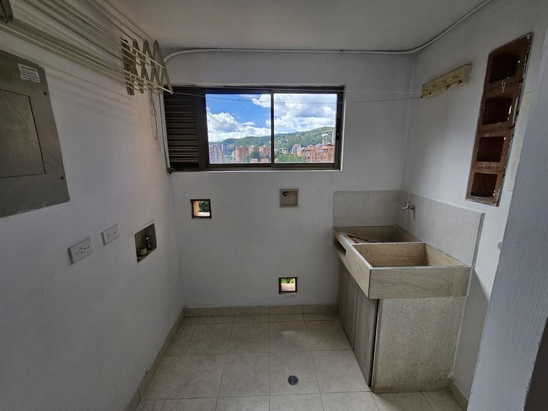 APARTAMENTO EN ARRIENDO UBICADO EN EL POBLADO SECTOR EL TESORO - 23