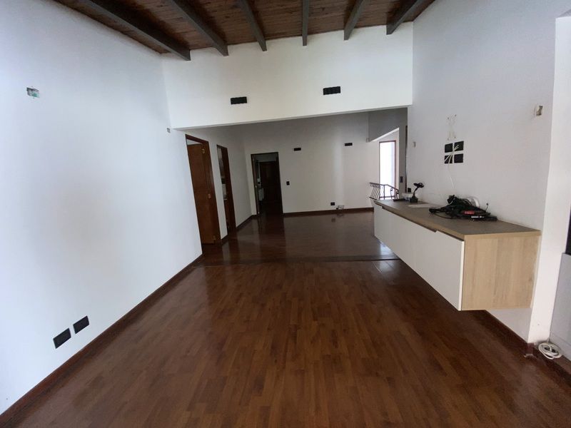 Casa en arriendo ubicada en Medellín, sector Conquistadores - 2