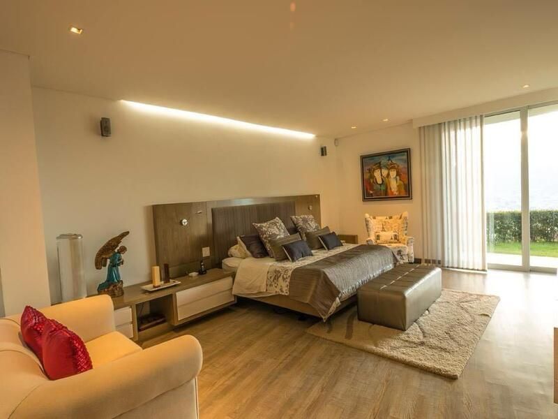 Casa en venta ubicada en Medellín, sector La Calera - 8