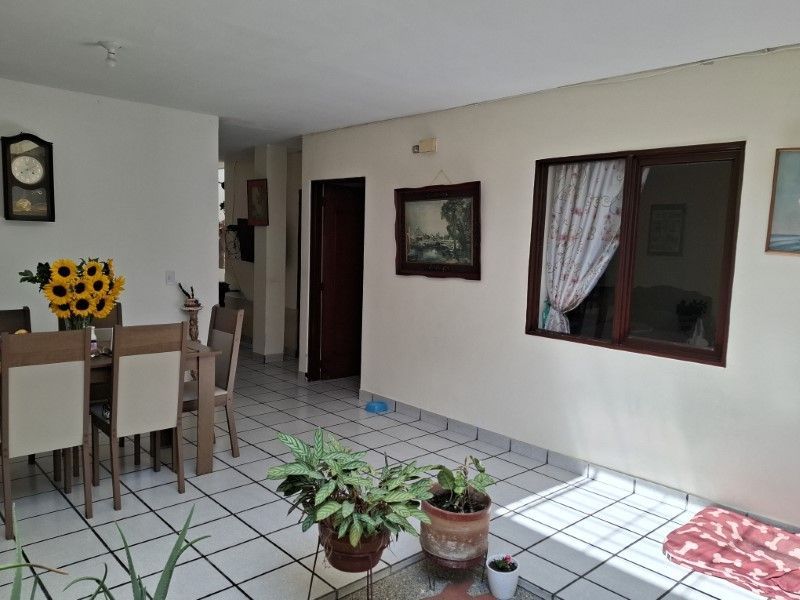 Casa en venta ubicada en Medellín, sector Campo Valdes 2 - 5