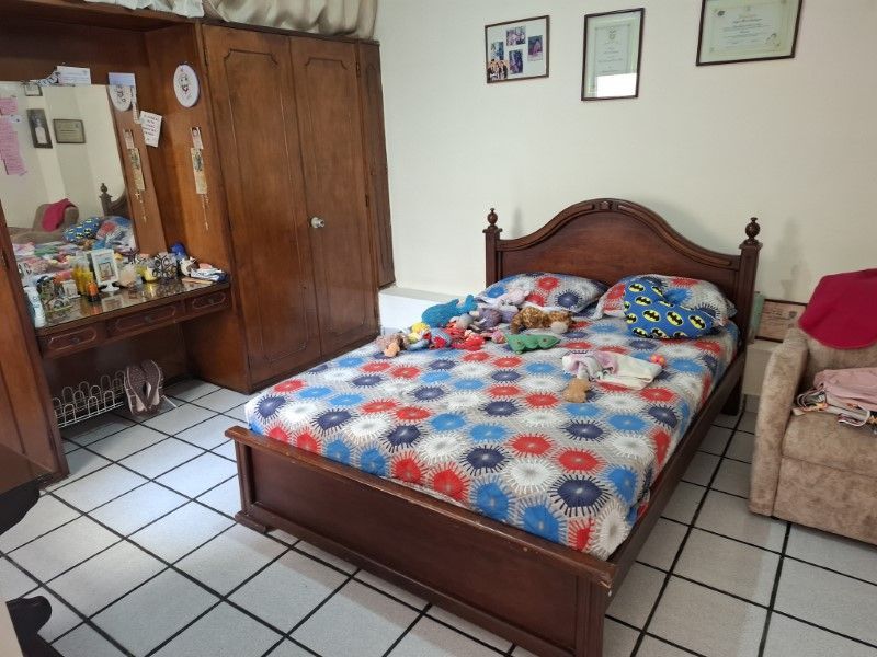 Casa en venta ubicada en Medellín, sector Campo Valdes 2 - 17