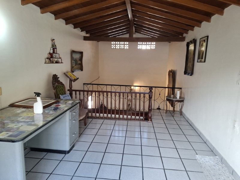 Casa en venta ubicada en Medellín, sector Campo Valdes 2 - 18