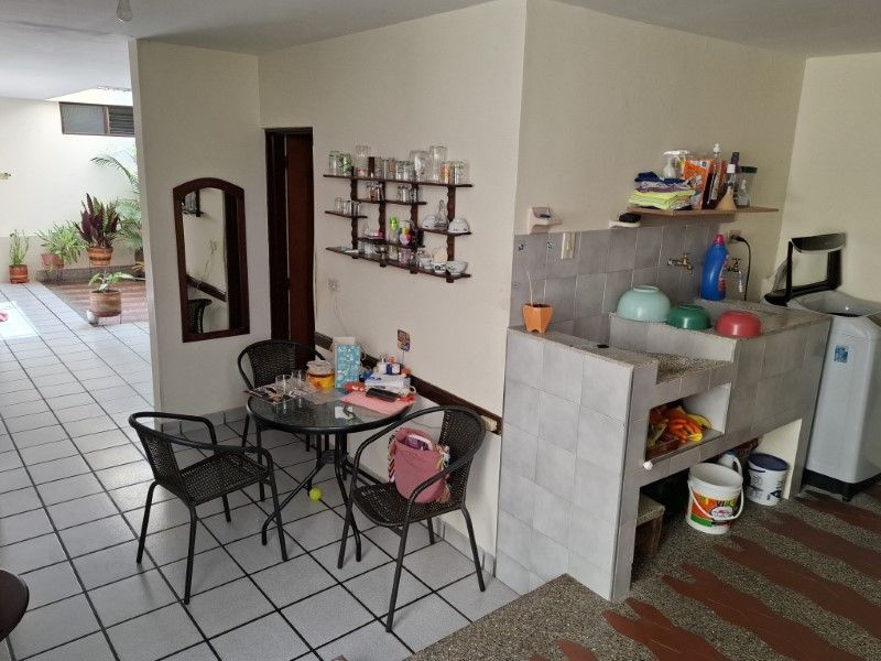 Casa en venta ubicada en Medellín, sector Campo Valdes 2 - 23