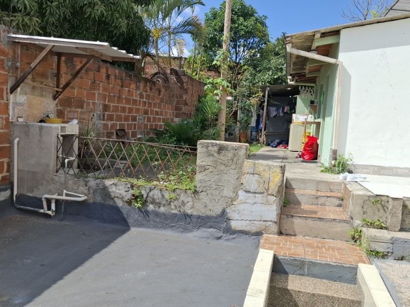 Casa en venta ubicada en Medellín, sector Campo Valdes 2 - 31