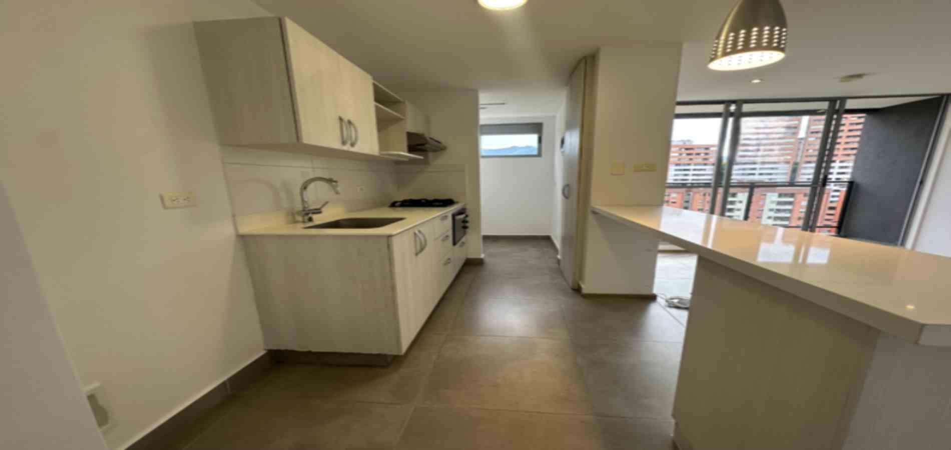 Apartamento en arriendo ubicado en Envigado, sector Loma del Esmeraldal - 3