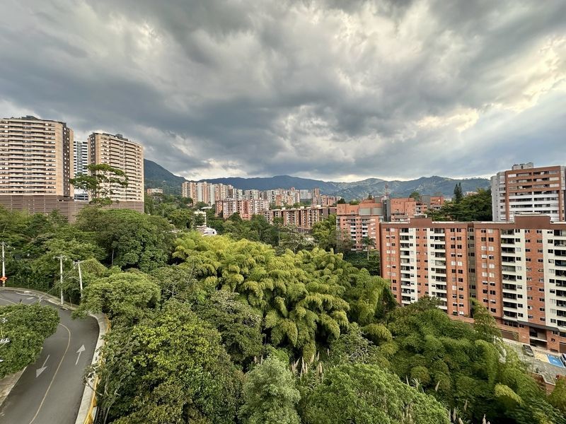 Apartamento en arriendo ubicado en Envigado, sector Loma del Esmeraldal - 13