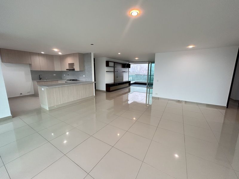 Apartamento en arriendo ubicado en Medellín, sector El Campestre - 2