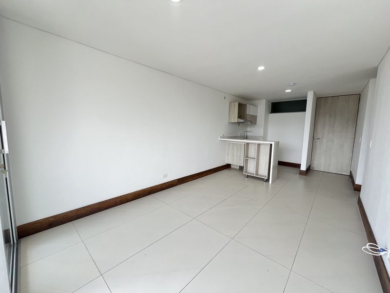 Apartamento en arriendo ubicado en Sabaneta, sector La Doctora - 2