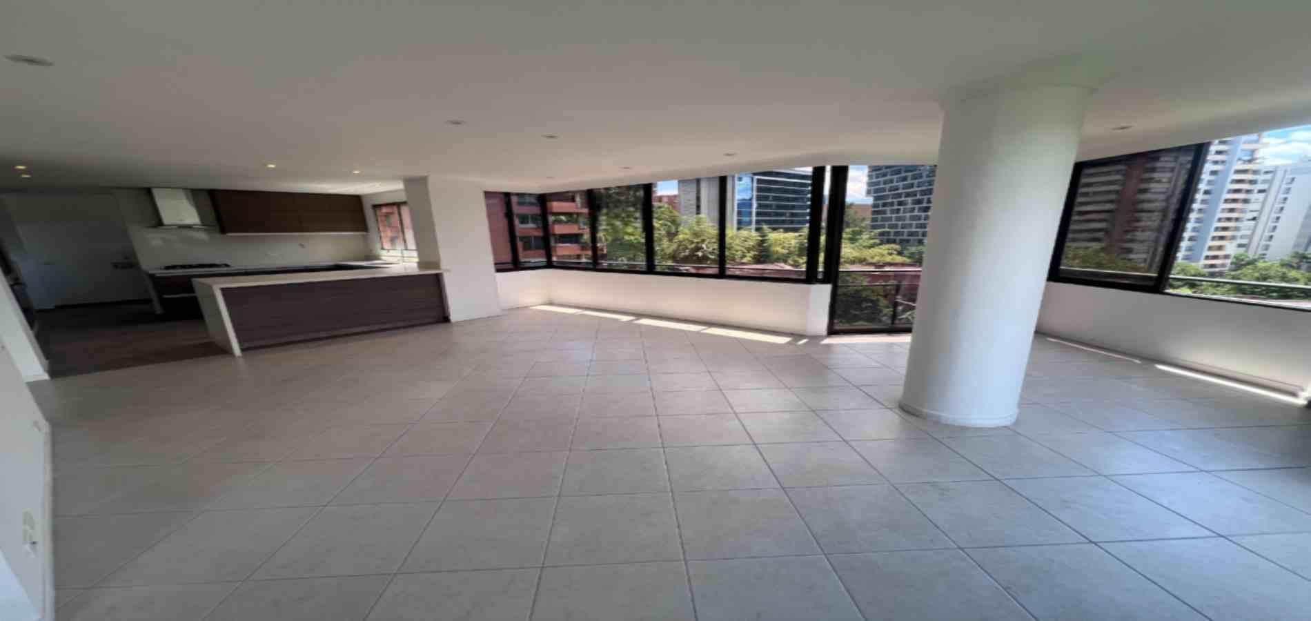 Apartamento en arriendo ubicado en Medellín, sector Milla de Oro - 2
