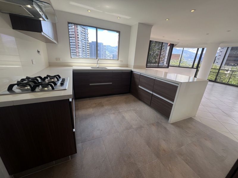 Apartamento en arriendo ubicado en Medellín, sector Milla de Oro - 5