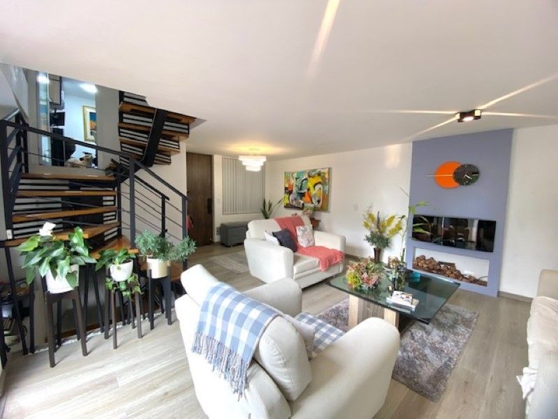 Casa en venta ubicada en Medellín, sector El Tesoro - 3