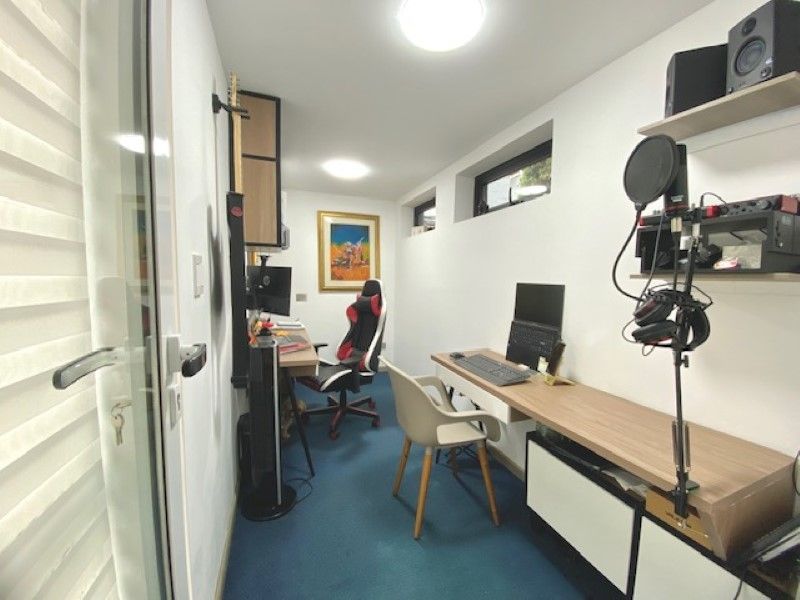 Casa en venta ubicada en Medellín, sector El Tesoro - 18