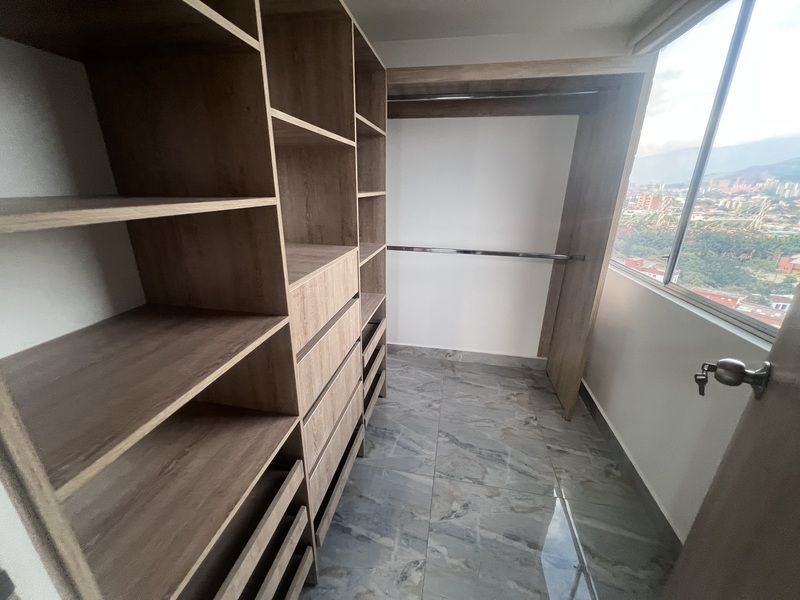 Casa en arriendo ubicada en Medellín, sector Patio Bonito - 9