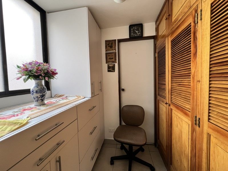 Apartamento en venta ubicado en Medellín, sector Laureles Segundo Parque - 13