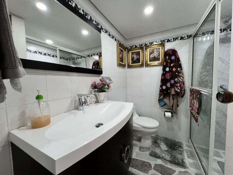 Apartamento en venta ubicado en Medellín, sector Laureles Segundo Parque - 15