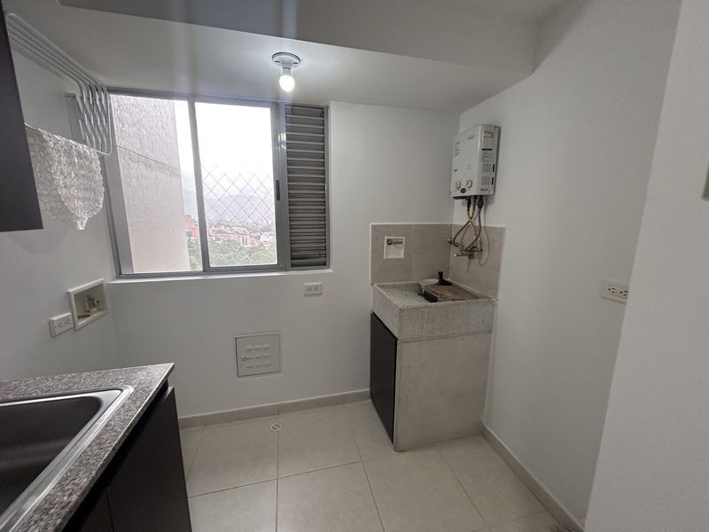 Apartamento en arriendo ubicado en Medellín, sector La Castellana - 14