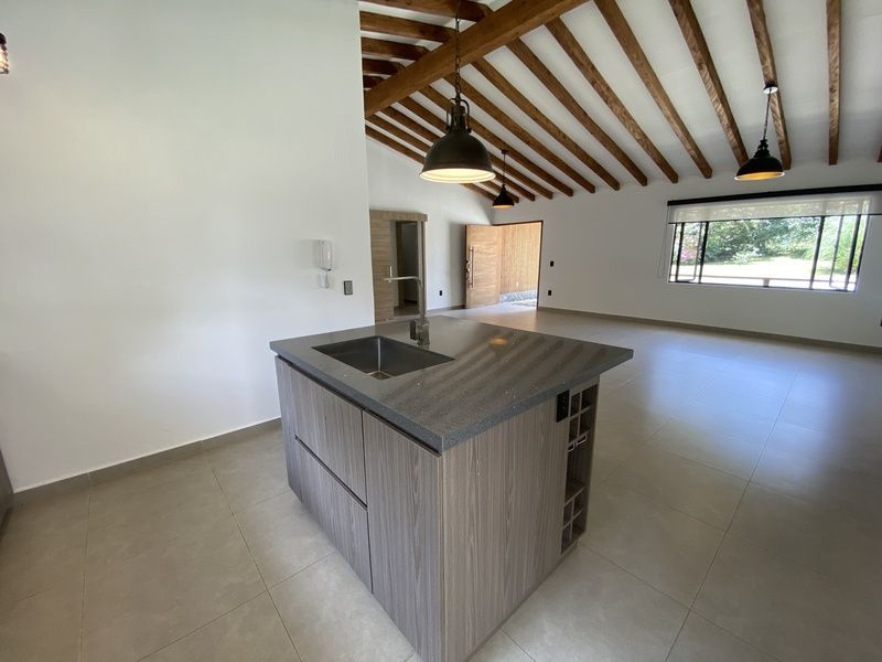 Casa en arriendo ubicada en Rionegro, sector Vilachuaga - 6