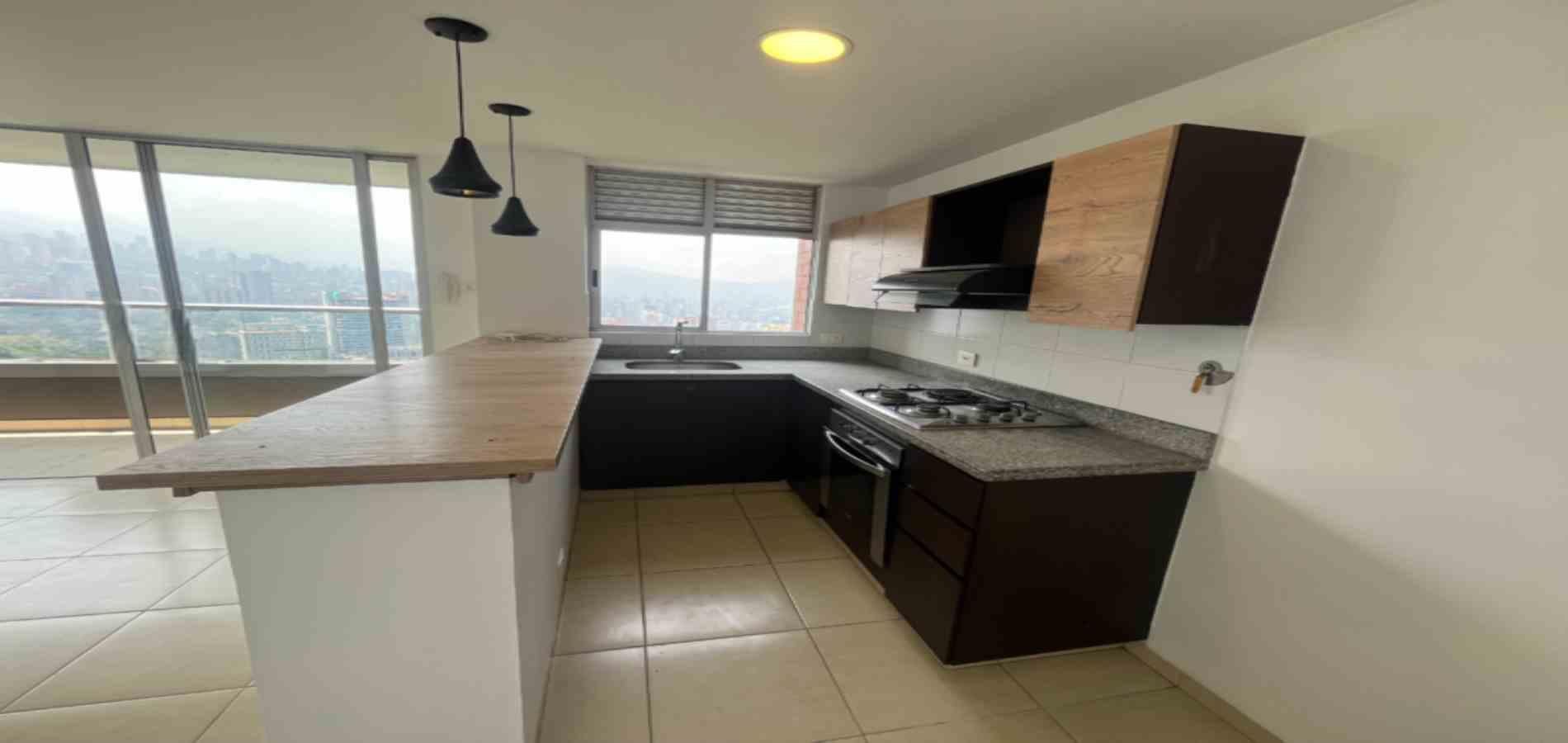 Apartamento en arriendo ubicado en Medellín, sector Palmas - 2