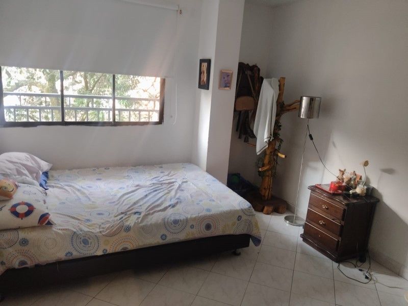 Apartamento en venta ubicado en Medellín, sector Laureles - 8