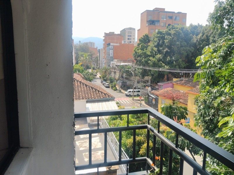 Apartamento en venta ubicado en Medellín, sector Laureles - 17