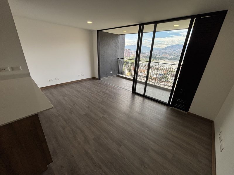 Apartamento en arriendo ubicado en Envigado, sector Las Vegas - 2