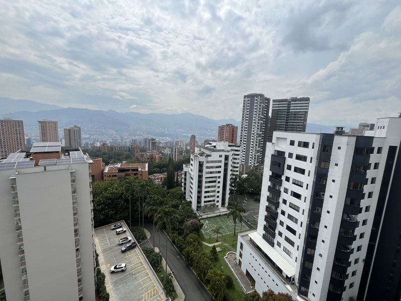 Apartamento en arriendo ubicado en Medellín, sector Los Balsos - 16