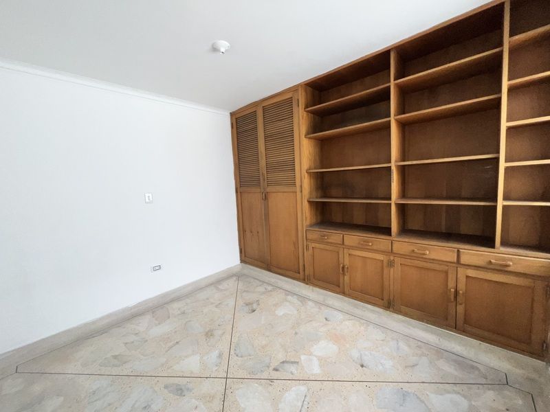 Apartamento en venta ubicado en Medellín, sector Laureles - 7