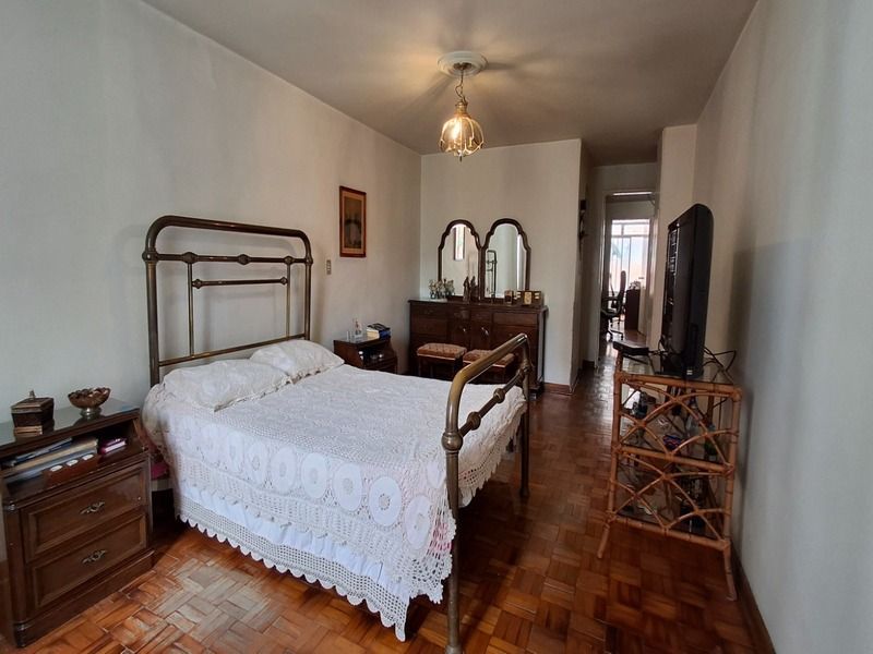 Apartamento en venta ubicado en Medellín, sector Laureles - 8